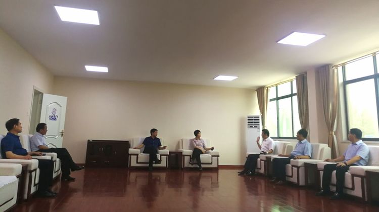 駐馬店市委常委、統(tǒng)戰(zhàn)部長(zhǎng)姚新文 蒞臨花花牛乳業(yè)集團(tuán)總部調(diào)研